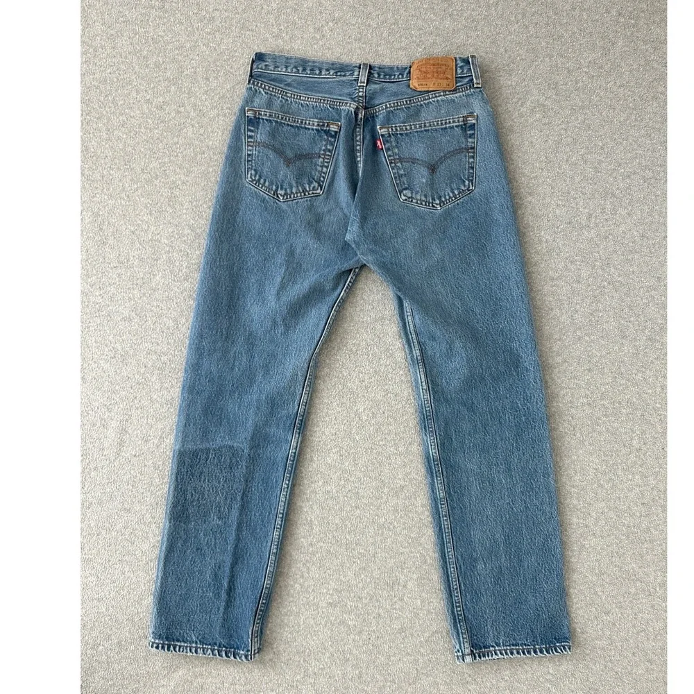 Vintage Levis 501xx Jeans Mens 33x34 Blue Straight Leg Button Fly Made in Mexico